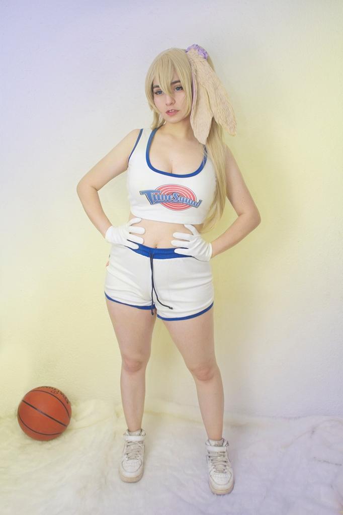 Hey Shika – Lola Bunny