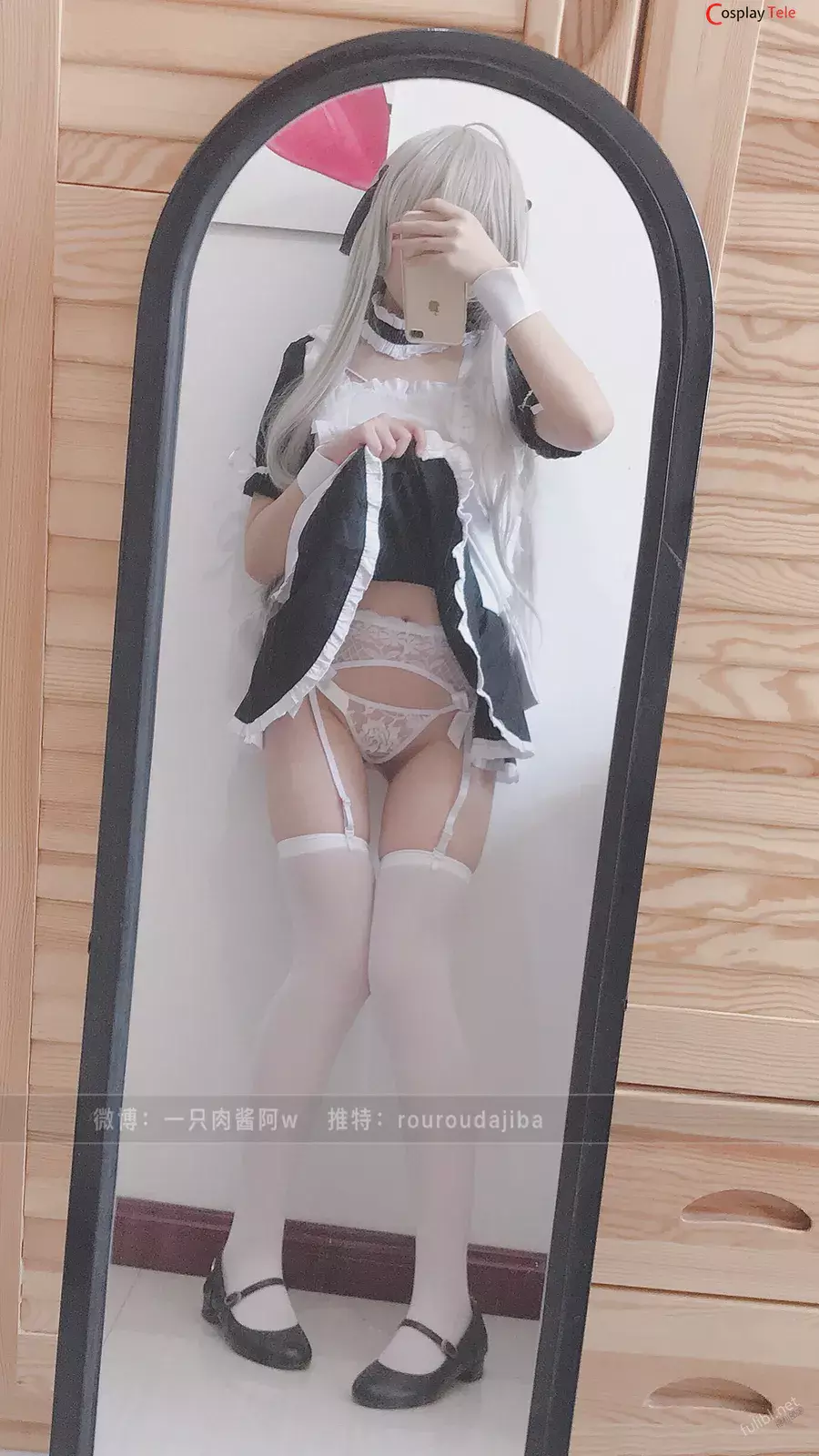 一只肉酱阿 (roujiangdajiba) – Maid “58 photos and 1 video”