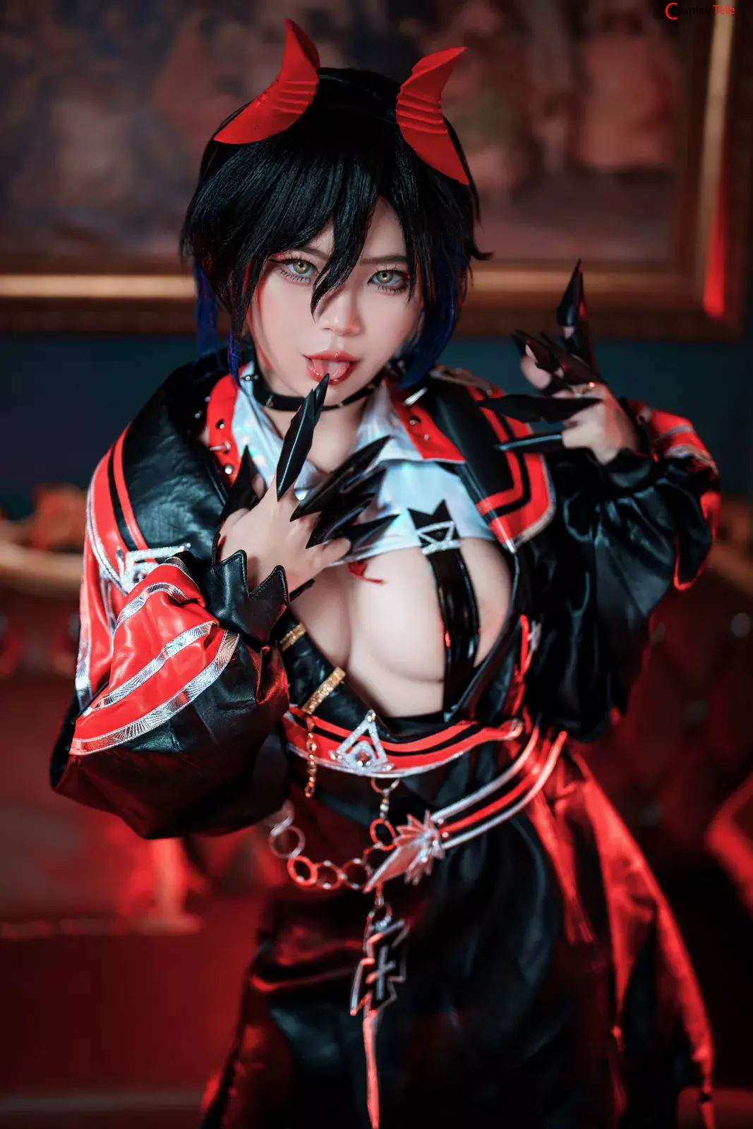 ZinieQ (ジニCosplayer) cosplay Ulrich Von Hutten – Azur Lane “36 photos and 15 videos”