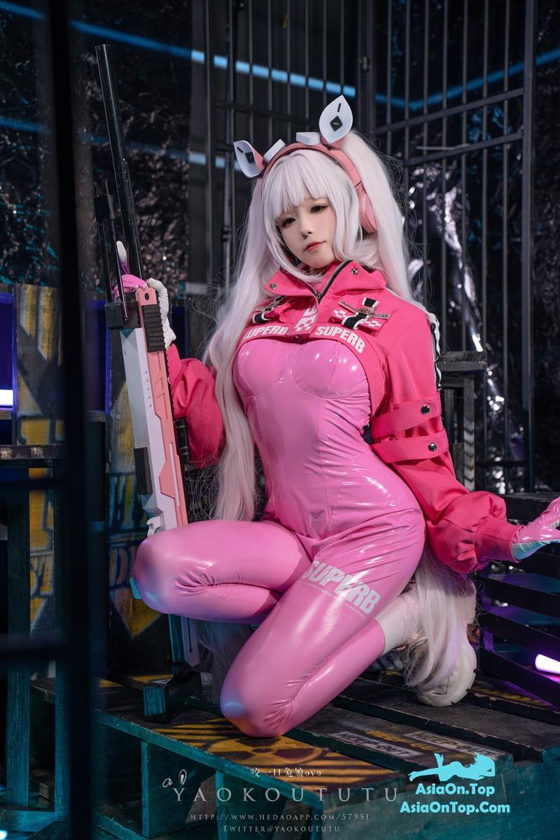 Coser@黏黏团子兔 – NIKKE：爱丽丝 Alice