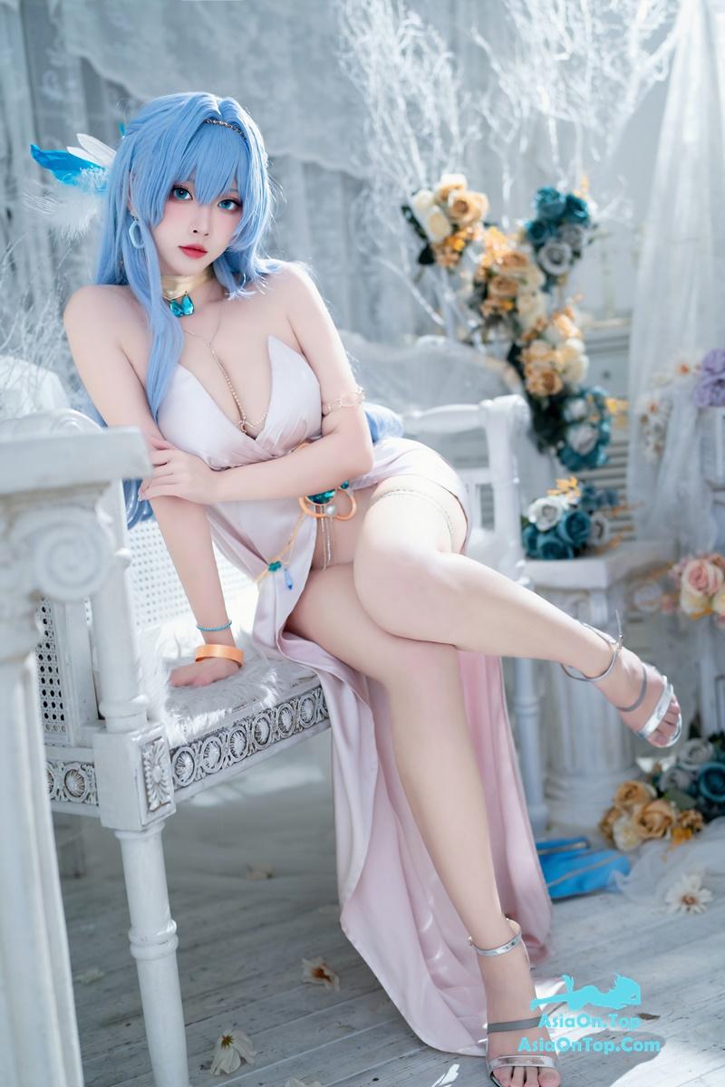 Coser@宮本桜: Nikke胜利女神 海伦娜礼服 Nikke Victory Helena Dress