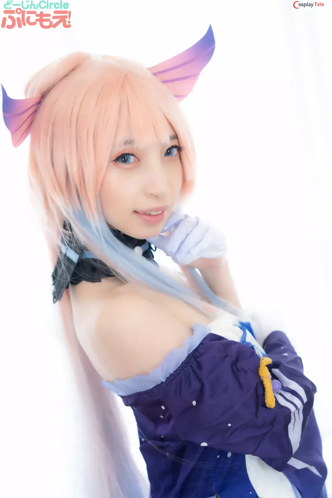 Unknown Cosplayer cosplay Sangonomiya Kokomi – Genshin Impact “71 photos and 1 video”