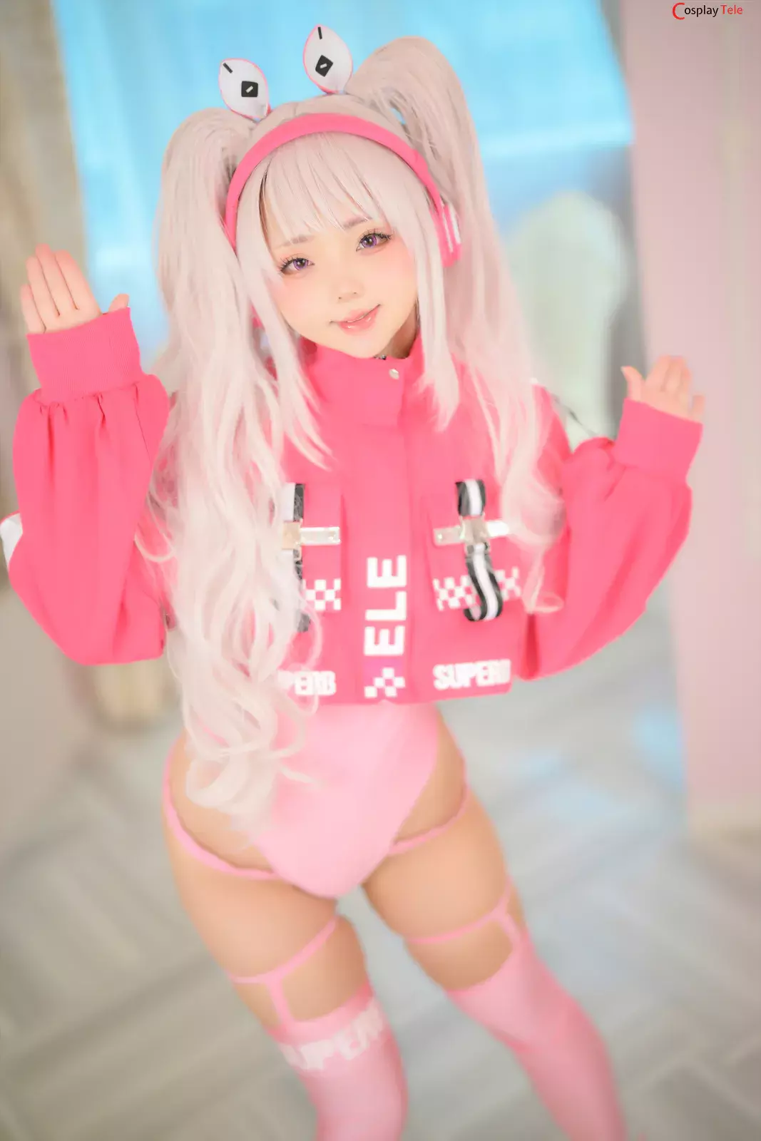 Unknown Cosplayer cosplay Alice – NIKKE “96 photos”