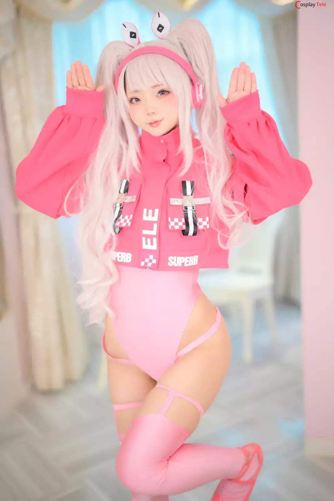 Unknown Cosplayer cosplay Alice – NIKKE “96 photos”