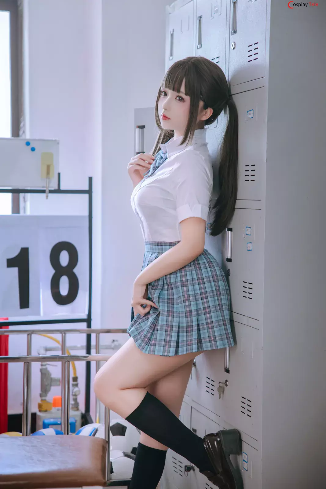 Rinaijiao-(日奈娇) – Locker Room “195 photos”