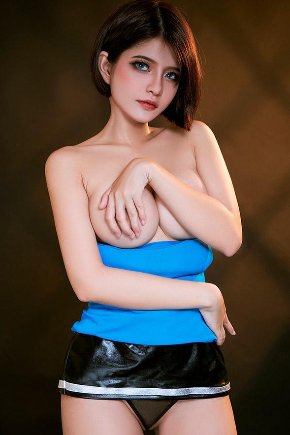 Azami – Jill Valentine