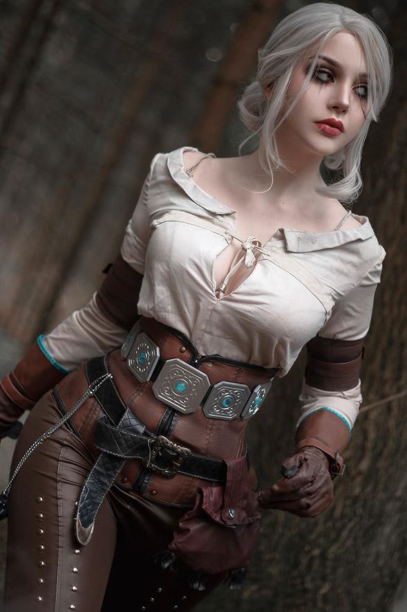 Saya The Fox – Ciri