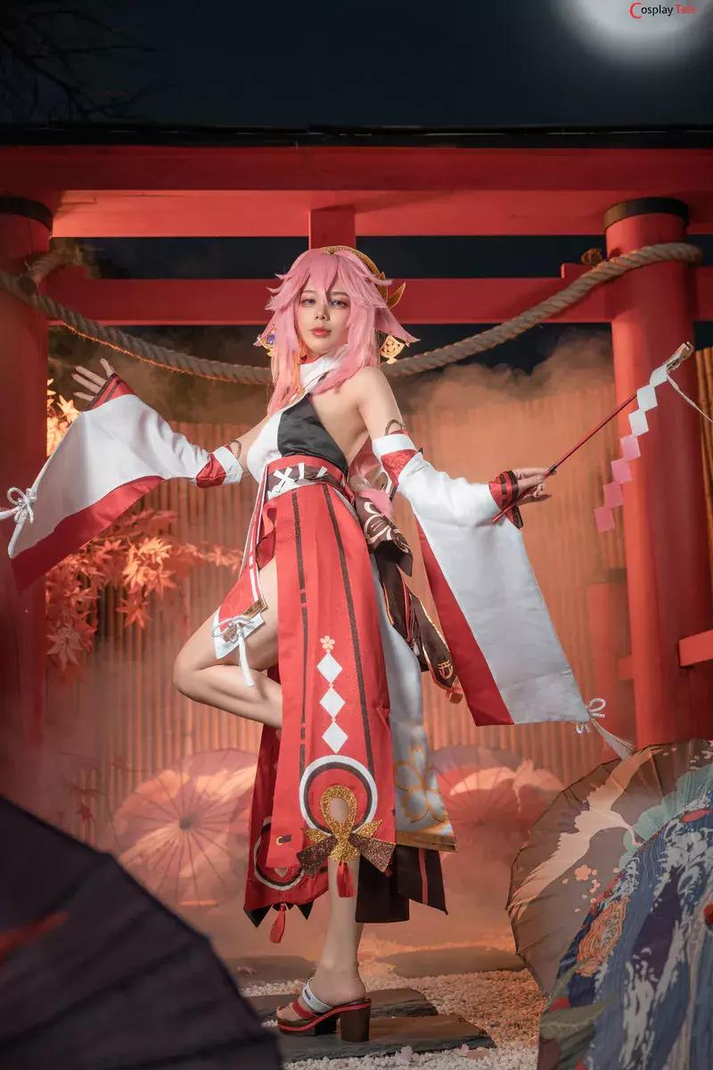 九言 (Jiu Yan) cosplay Yae Miko – Genshin Impact “51 photos and 7 videos”