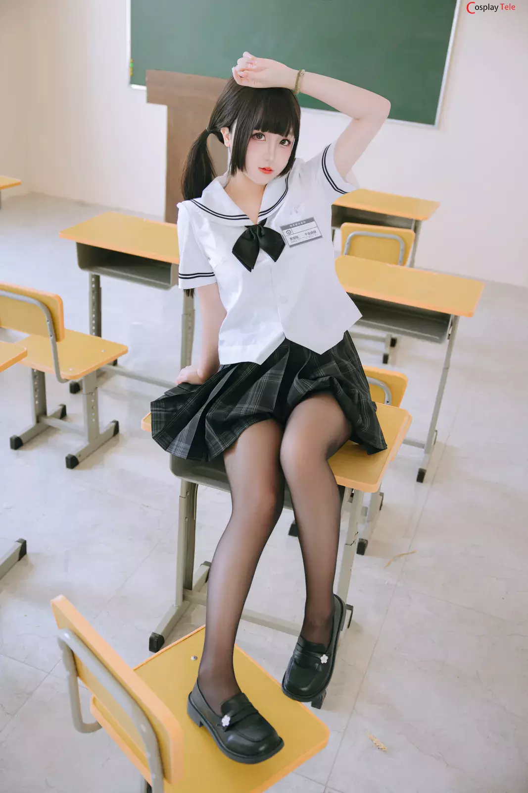 Rinaijiao-(日奈娇) – After School “195 photos,31 gifs and 8 videos”