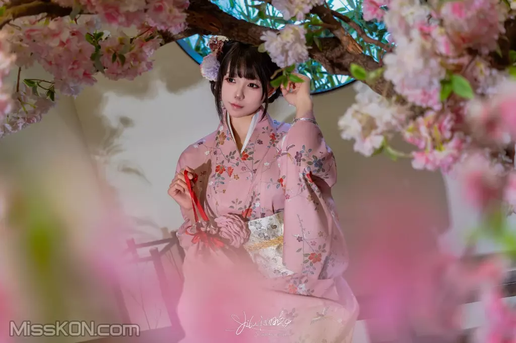 Coser@黏黏团子兔: Yiko湿润兔 温泉の女将 (78 photos + 1 video)