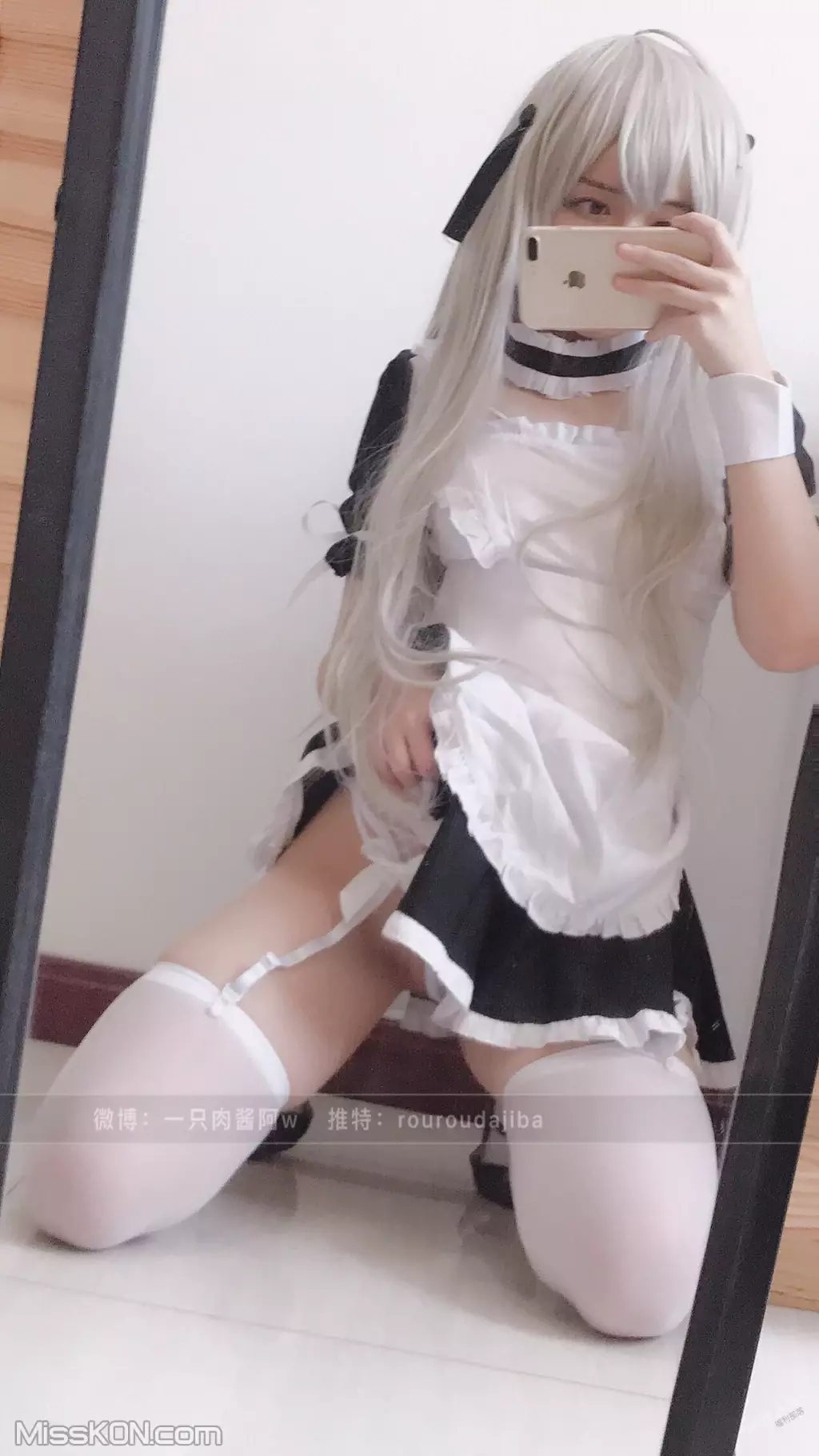 Coser@一只肉酱阿: 穹妹女仆 (58 photos + 1 video)