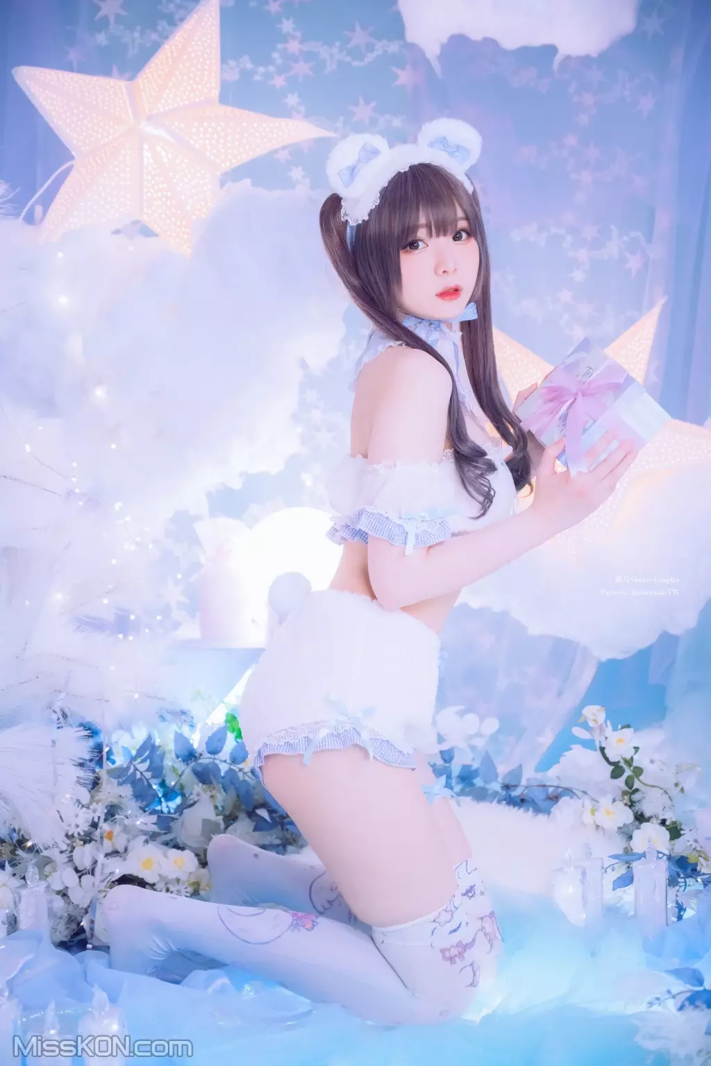 Coser@霜月shimo: White Bear (16 photos)