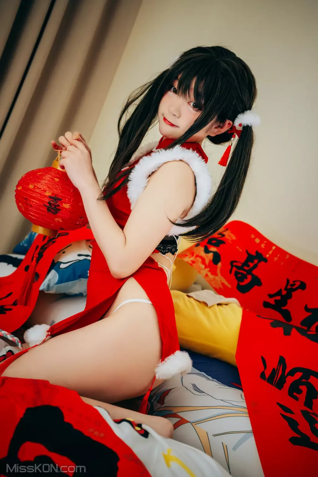 Coser@神沢永莉: 新年好呀 (56 photos + 1 video)