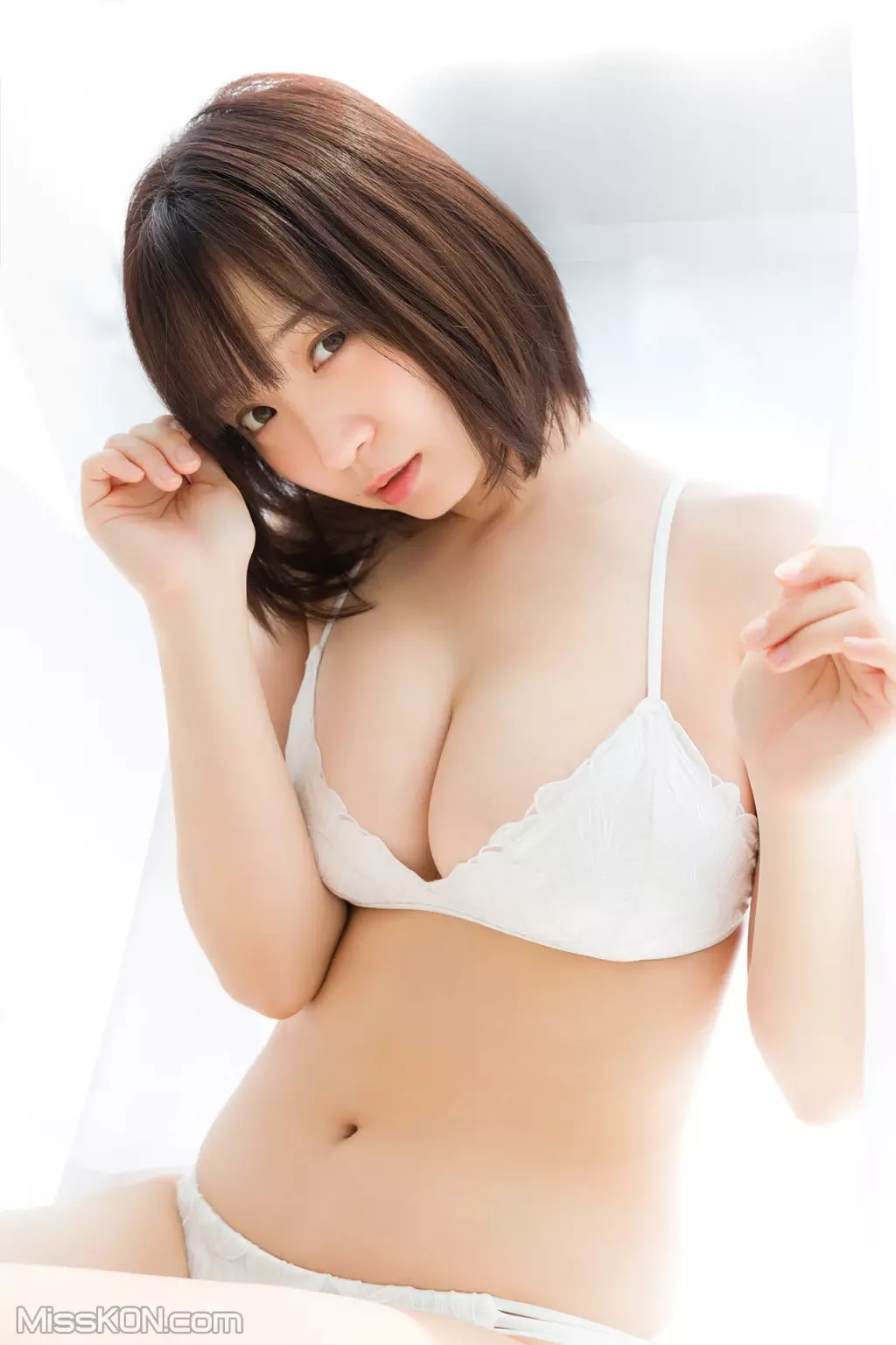 Moe Iori (伊織萌): 伊織もえ BESTII (83 photos)