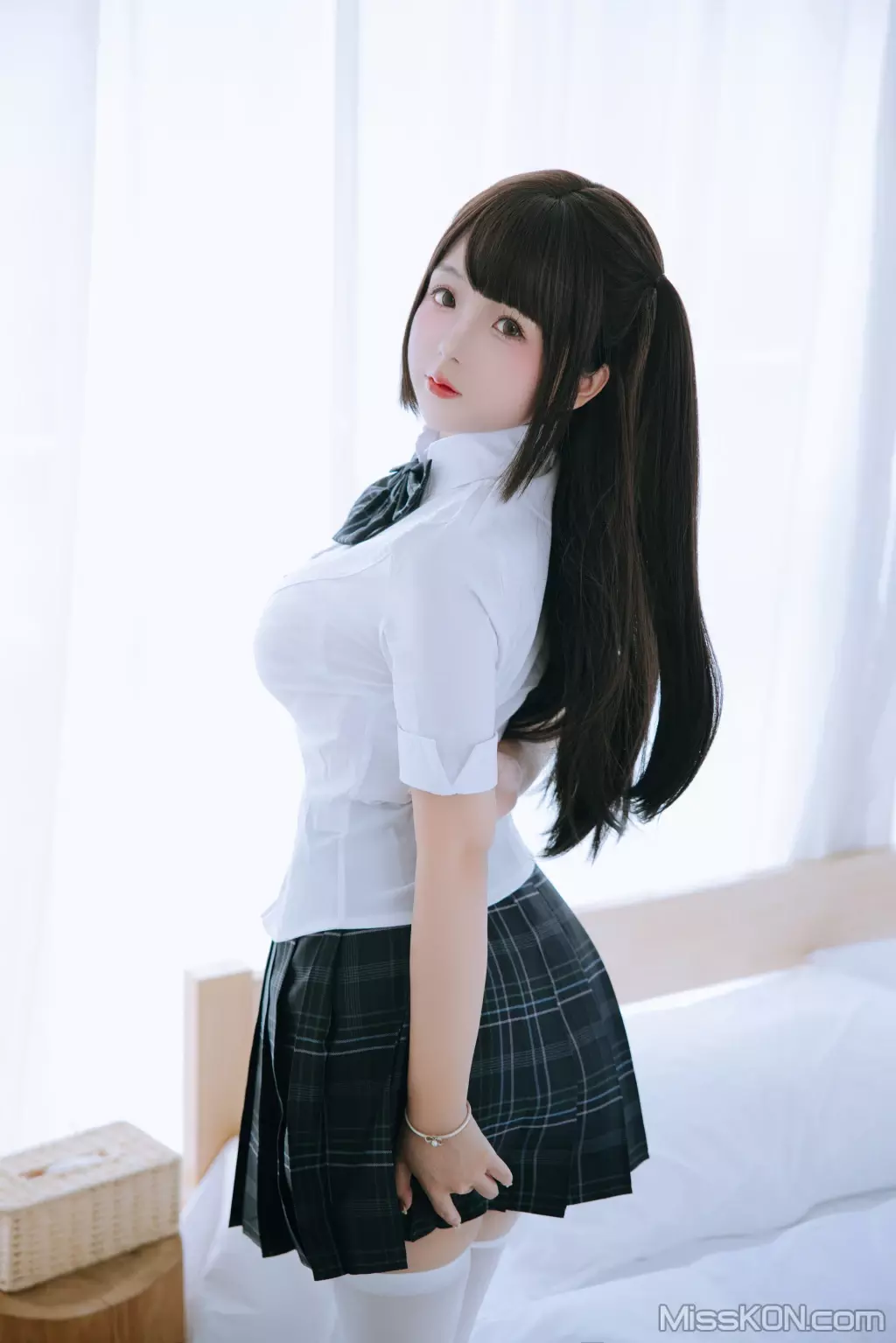 Coser@日奈娇: 学姐 (150 photos)