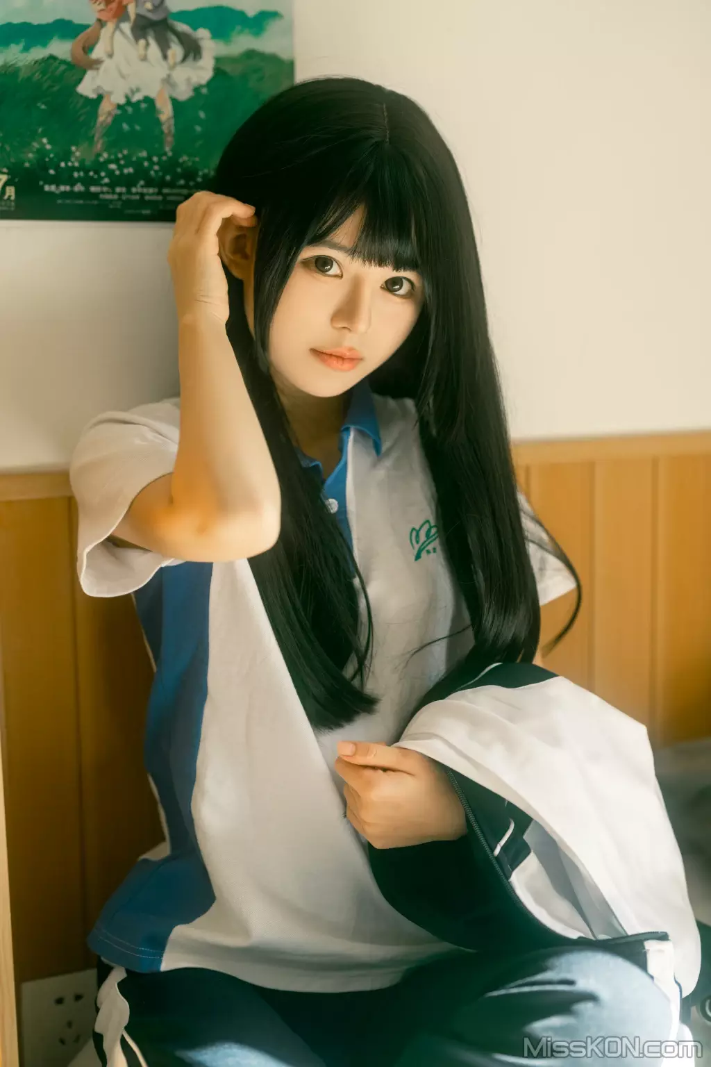 Coser@rua阮阮: 居家少女 (40 photos)