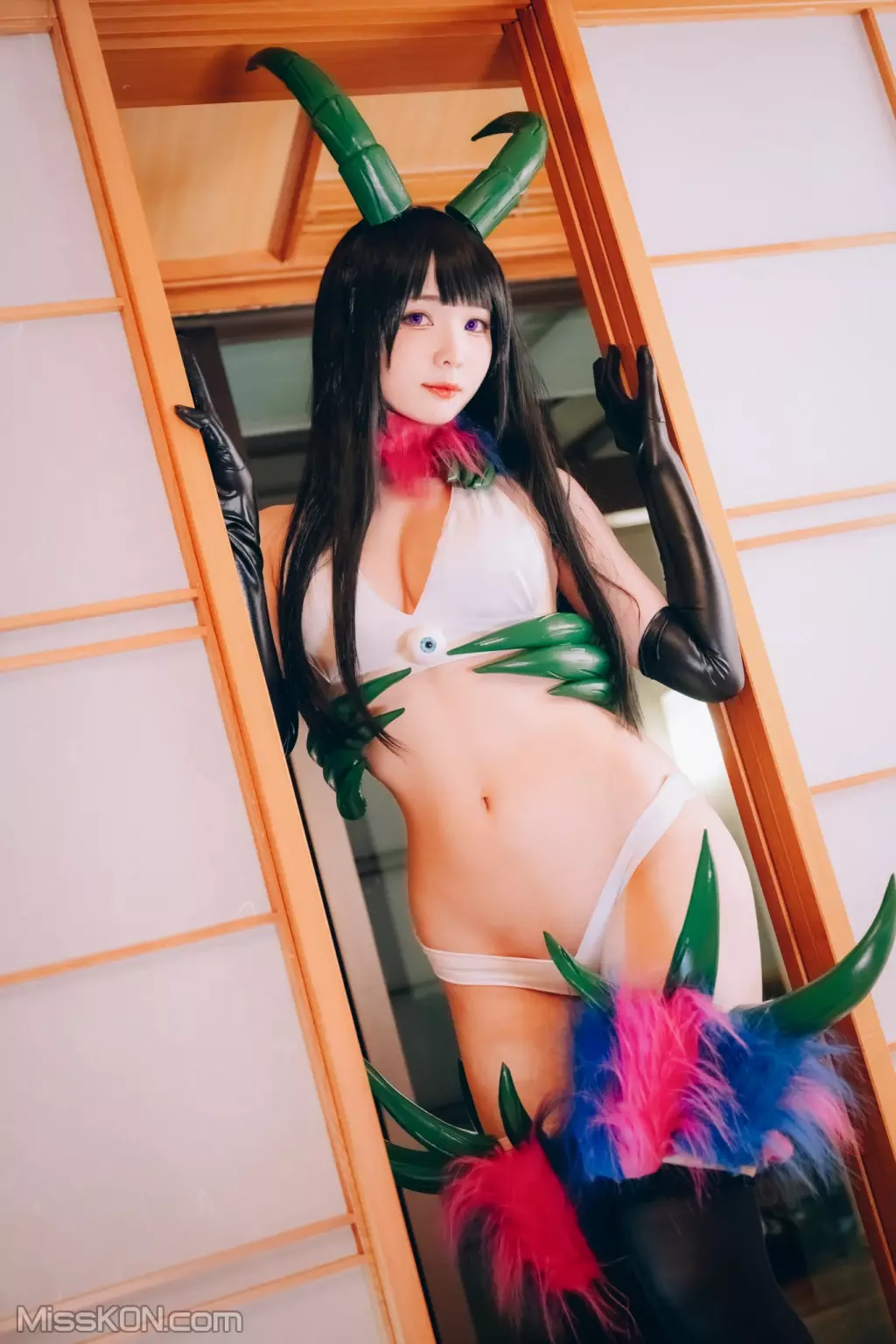 Coser@霜月shimo: Ane Naru Mono Chiyo Photobook (85 photos)