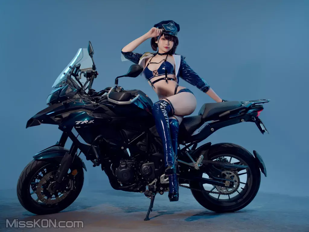 Coser@ZinieQ: Baltimore Race Queen (Azur Lane) (41 photos + 8 videos)