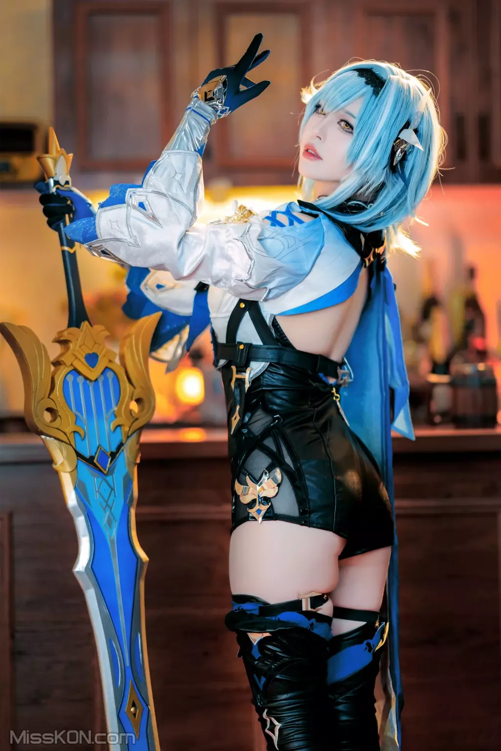 Coser@半半子: 原神优菈 (76 photos + 7 videos)