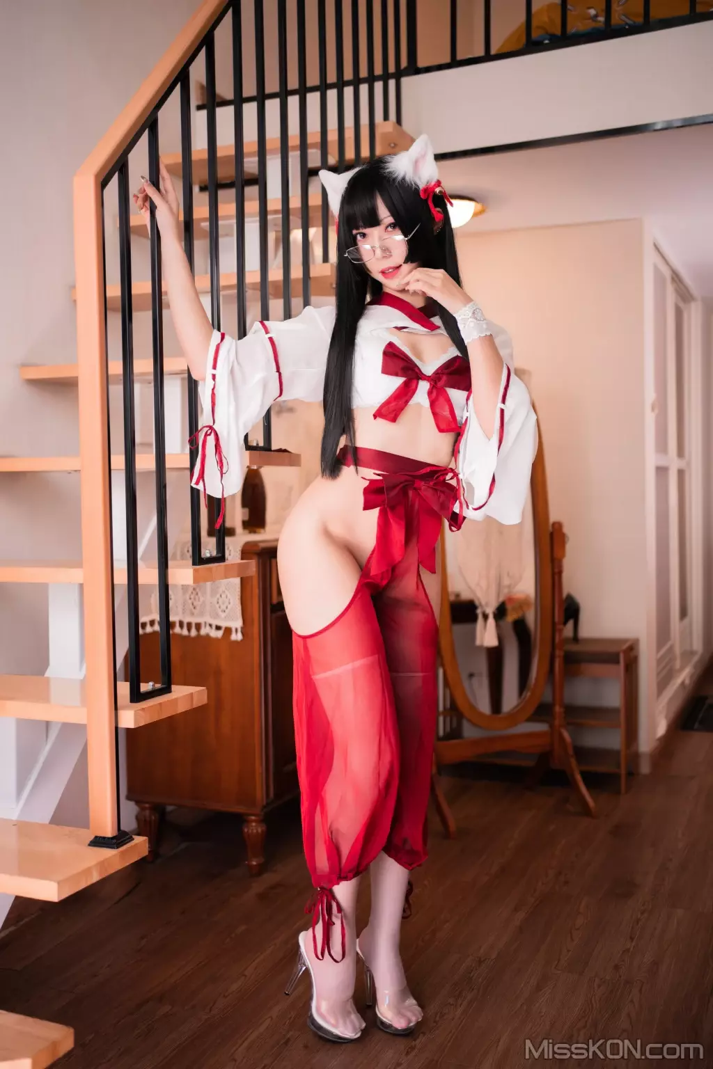 Coser@Money冷冷: 巫女 (60 photos + 2 videos)