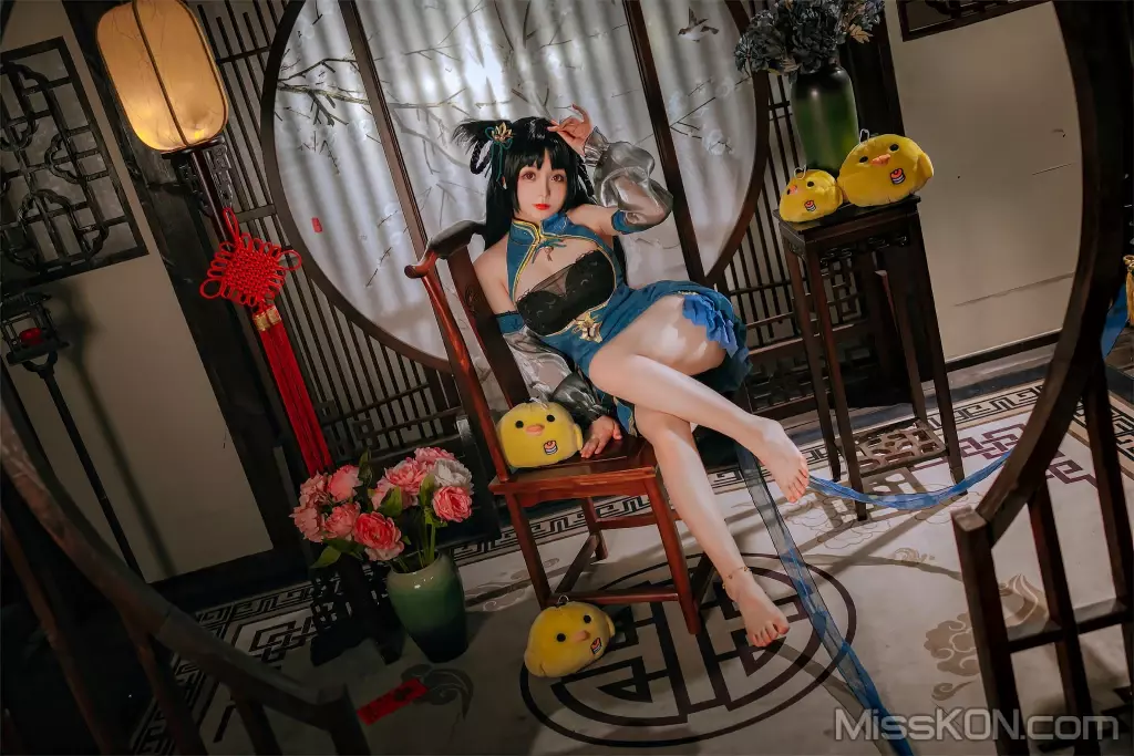 Coser@日奈娇: 碧蓝航线 大潮旗袍 (25 photos)