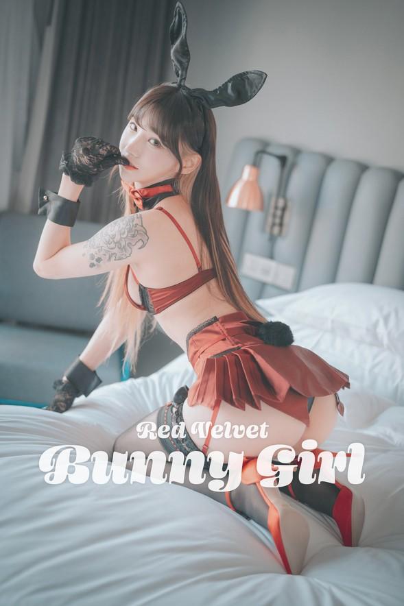 DJAWA No.122 – Tae Ri – Red Velvet Bunny Girl