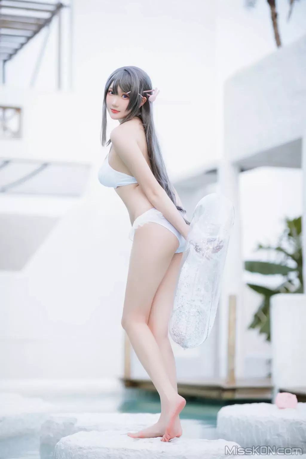 Coser@瓜希酱: 樱岛麻衣 – 泳装 (28 photos)