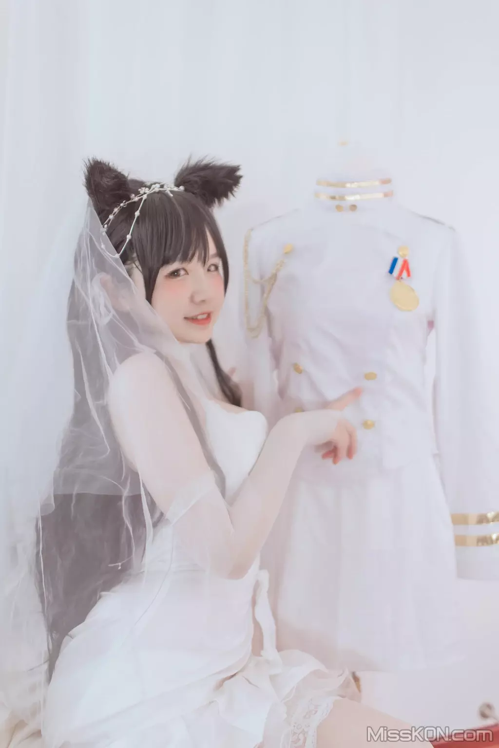 Coser@阿半今天很开心: 爱宕婚纱 (36 photos)