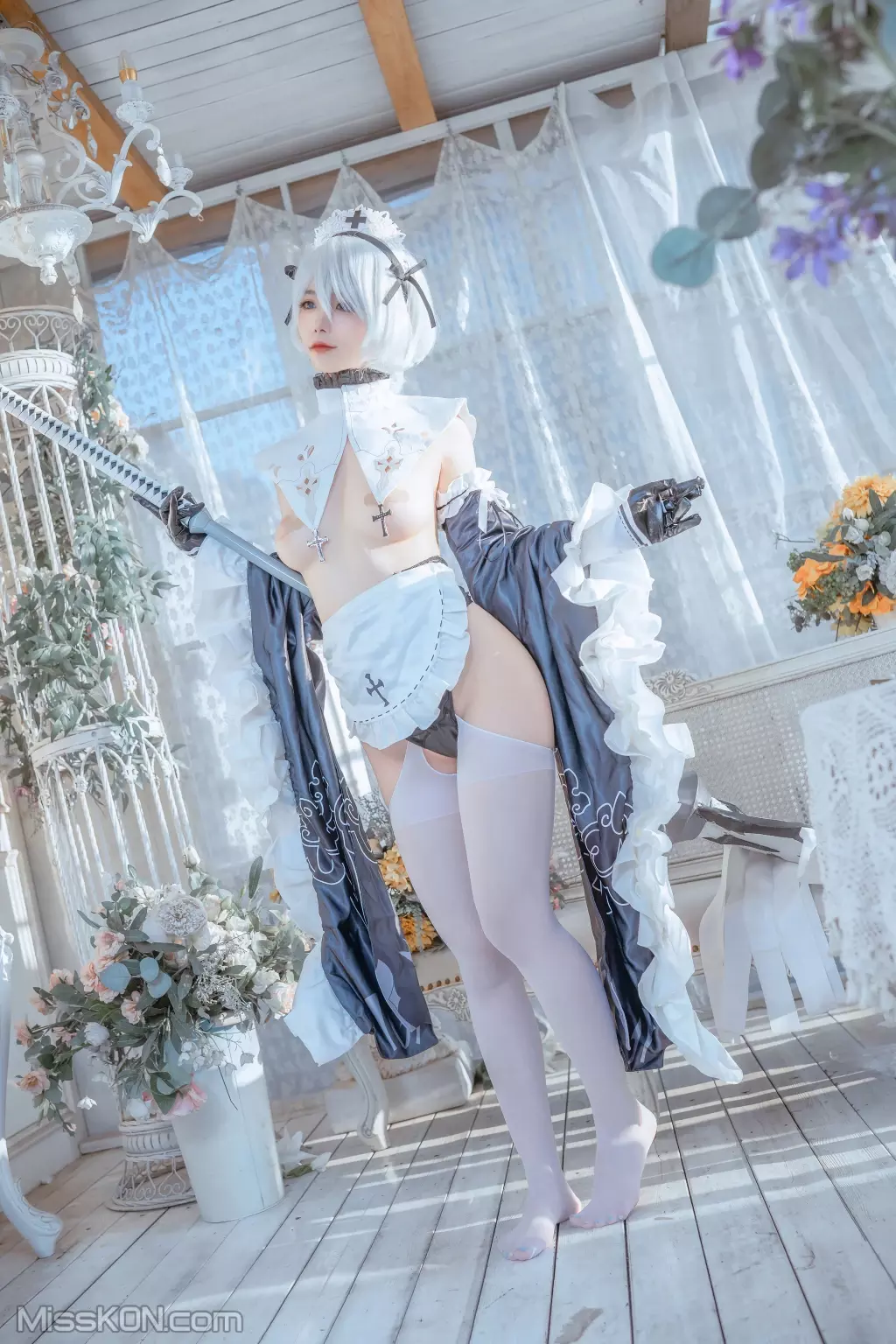 Coser@桃良阿宅: 女仆2b (40 photos)