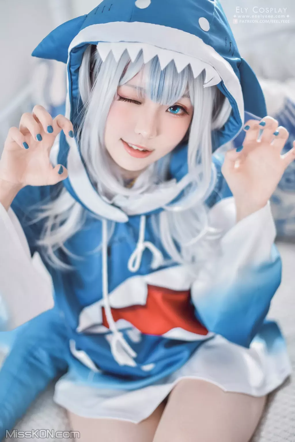 Coser@Ely_eee (ElyEE子): Gawr Gura (44 photos)