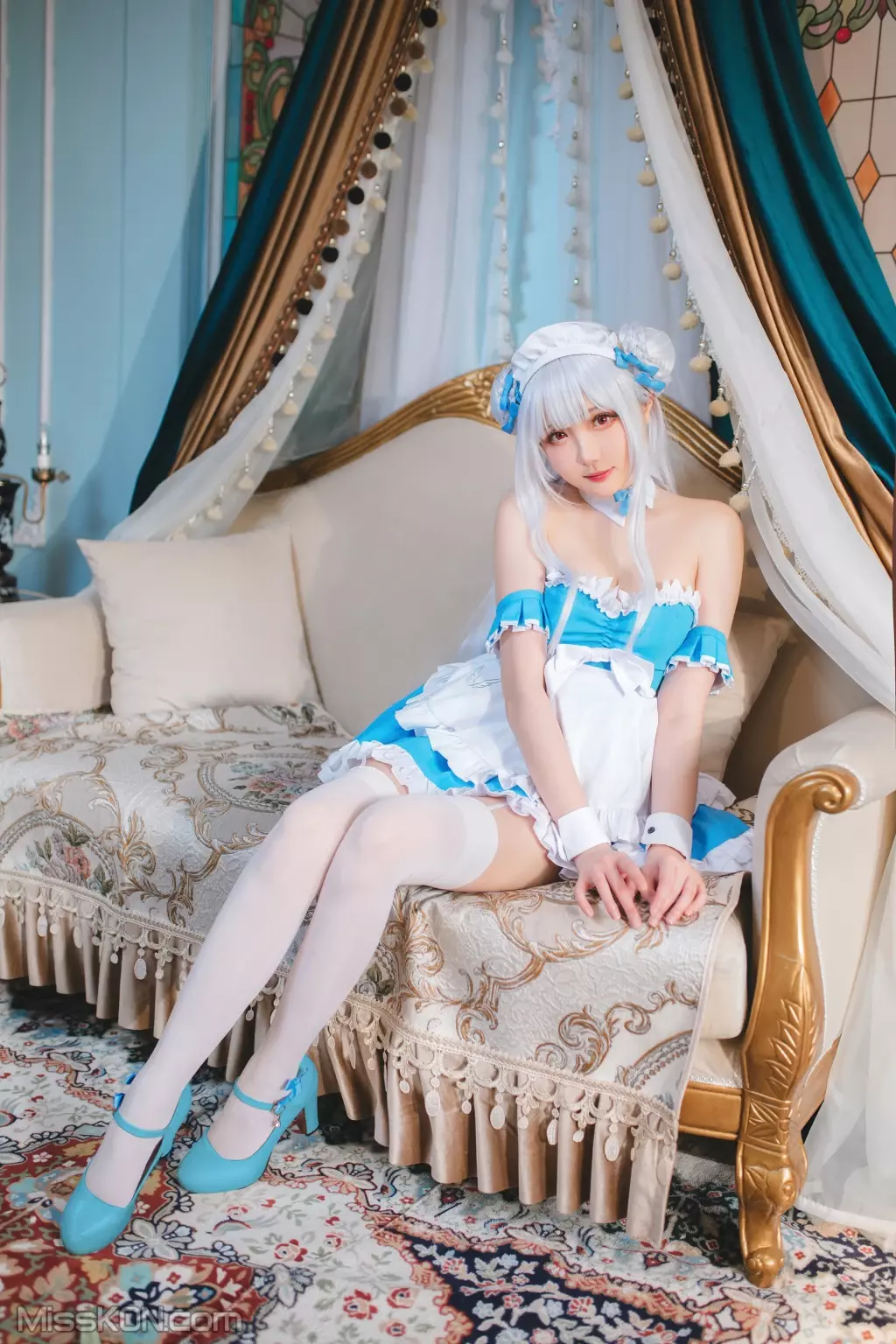 Coser@瓜希酱: 碧蓝航线 小天鹅女仆 (22 photos)