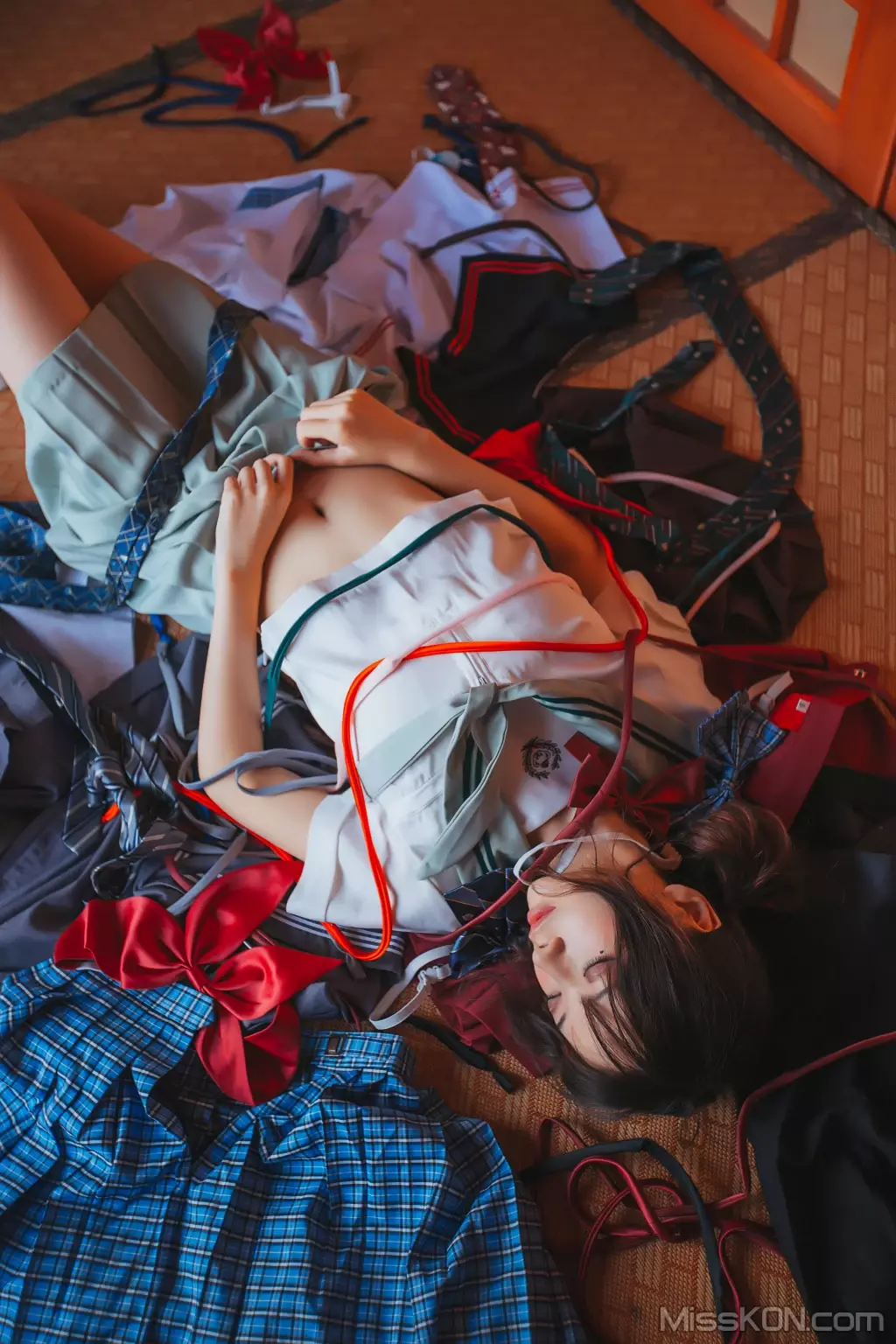 Coser@疯猫ss: 少女 (24 photos)