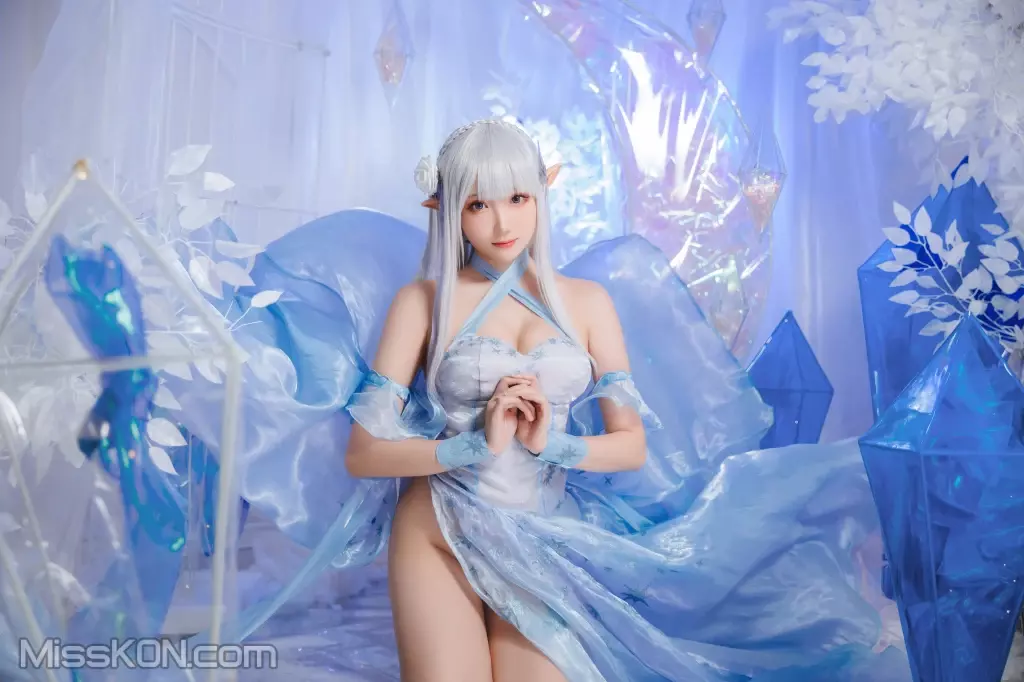 Coser@瓜希酱: 爱蜜莉雅 水晶礼服 (28 photos)