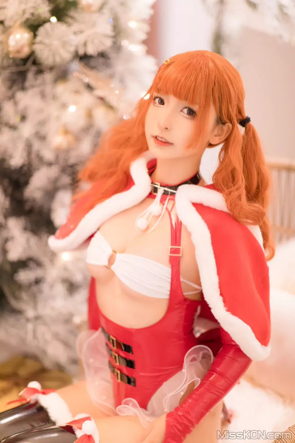 Coser@神楽坂真冬 Vol.054: 电子相册-圣诞特辑《クリスマス　クイーン》 (150 photos)