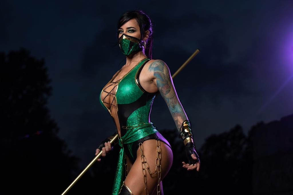 Alex Zedra – Jade (Mortal Kombat)