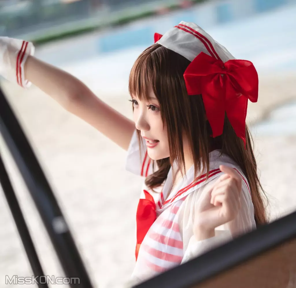 Coser@瓜希酱: 岛村卯月 泳衣 (30 photos)