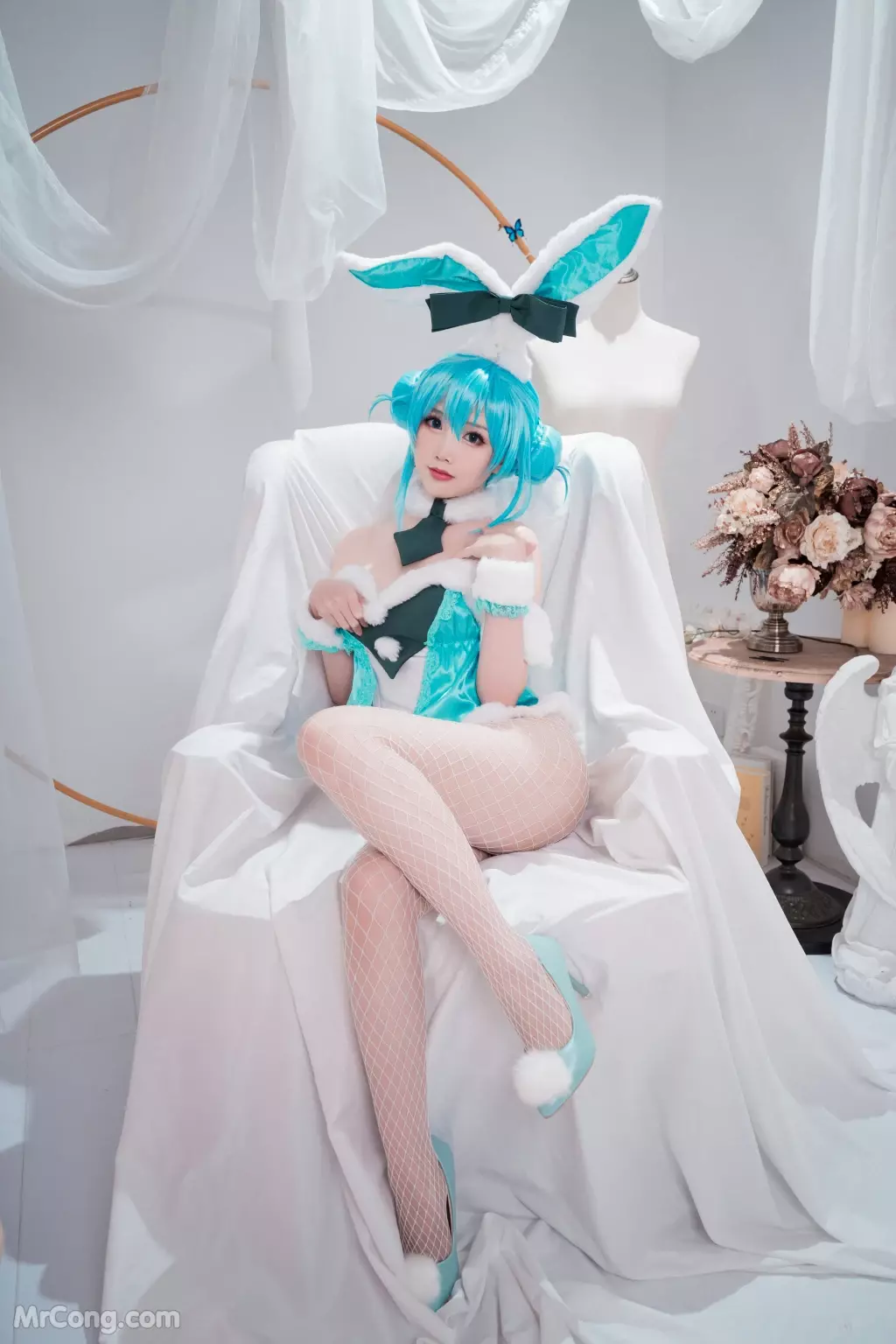 Coser@面饼仙儿 No.088: 初音兔女郎 (17 photos)