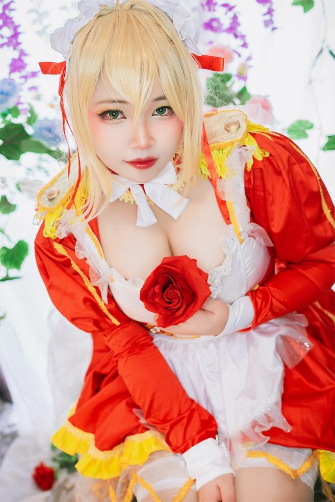 Yurihime – Nero Maid