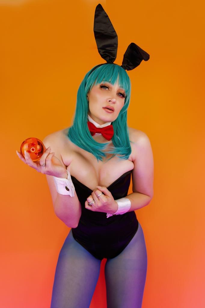 Holly Wolf – Bulma Bunny Suit